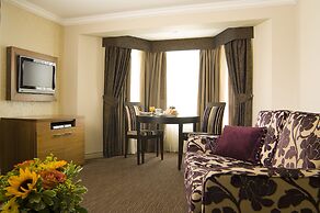 Ramada by Wyndham Cheltenham
