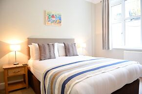 Riviera Hotel & Holiday Apartments