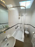 Riviera Hotel & Holiday Apartments