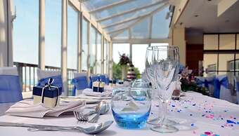 Riviera Hotel & Holiday Apartments