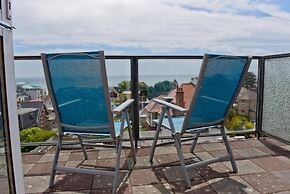 Riviera Hotel & Holiday Apartments