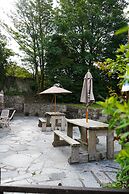 The Fox & Hounds Hotel
