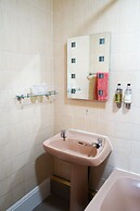 The Fox & Hounds Hotel