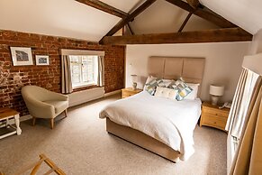 Donington Park Farmhouse Hotel