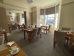 Lynton House