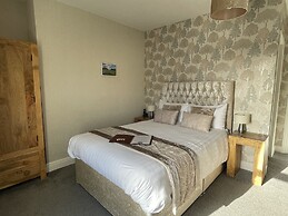 Lynton House