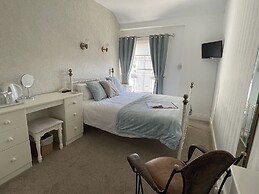Lynton House