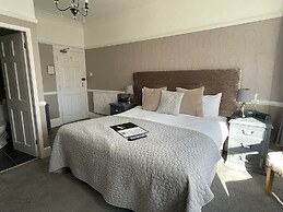 Lynton House