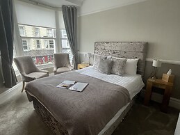 Lynton House