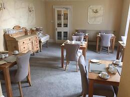 Lynton House