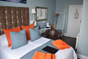 Acorn Lodge