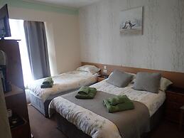 Acorn Lodge