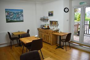 Acorn Lodge