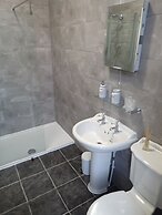 Acorn Lodge