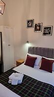 The Hampton Court Guesthouse