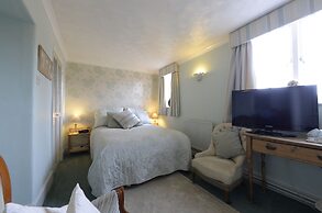 Meryan House Hotel