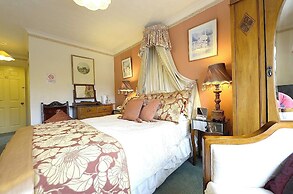 Meryan House Hotel