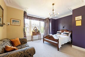 Wynnstay House