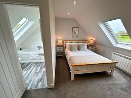 New Forest Lodge