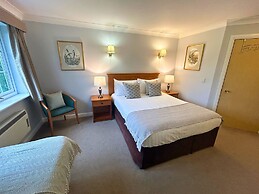New Forest Lodge