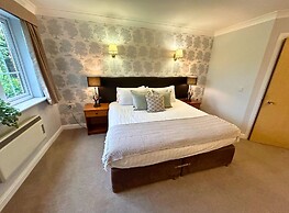 New Forest Lodge