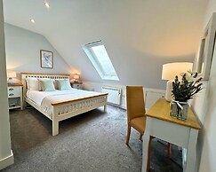 New Forest Lodge