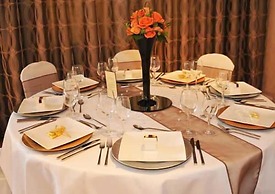 Supreme Inn Boston