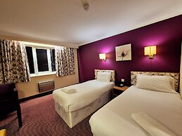 Supreme Inn Boston