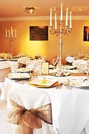 Supreme Inn Boston