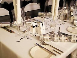 Supreme Inn Boston