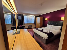 Supreme Inn Boston