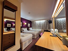 Supreme Inn Boston