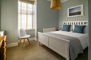 Housel Bay Hotel