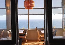 Housel Bay Hotel