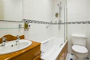 Housel Bay Hotel