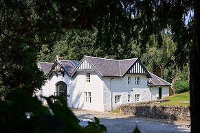 Pine Trees Hotel