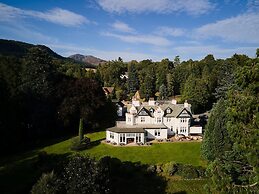 Pine Trees Hotel