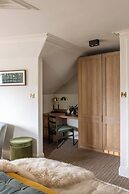 Pine Trees Hotel