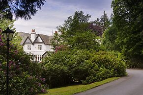 Pine Trees Hotel