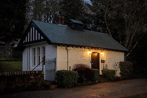 Pine Trees Hotel