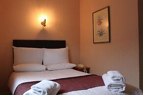 Brook Red Lion Hotel