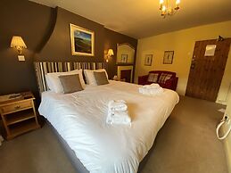 Red Lion Hotel and Manor House