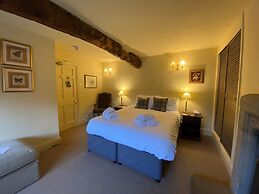 Red Lion Hotel and Manor House