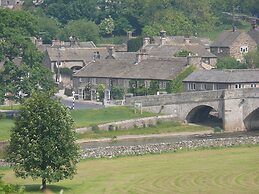 Red Lion Hotel and Manor House