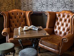 The Royal Toby Hotel