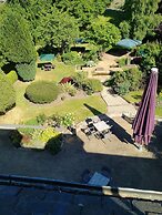Parklands Hotel