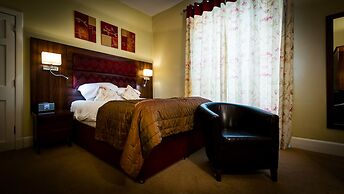 Parklands Hotel