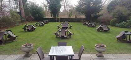 The Riverside House Hotel