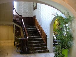 The Riverside House Hotel