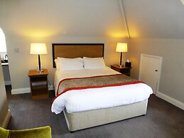 The Riverside House Hotel